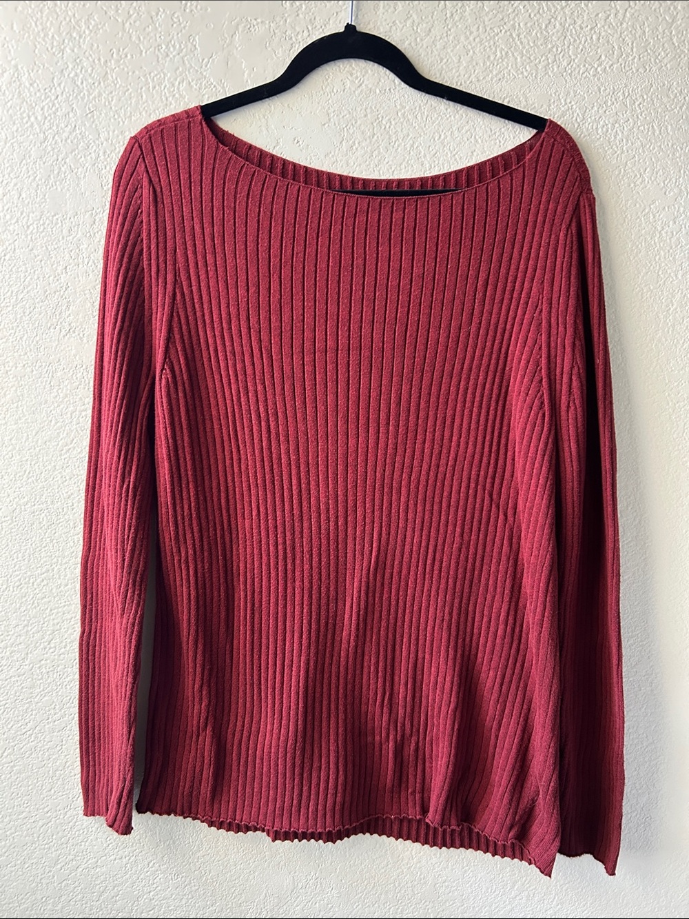 Peruvian Connection Ribbed Scoop Neck Top in Berry